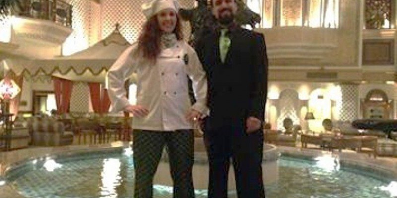 Dubai, Abu Dhabi and Oman Singing Waiters Dubai, Abu Dhabi and Oman Singing Waiters